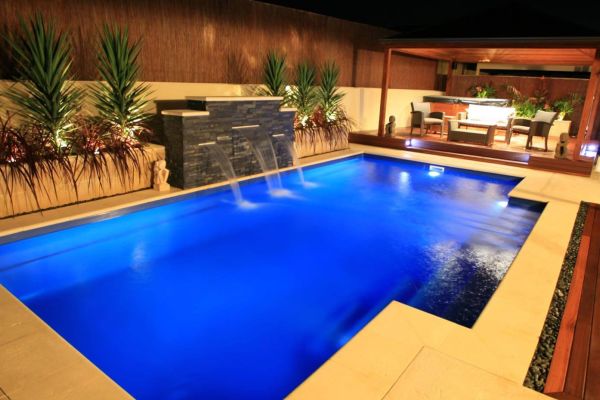 Special in pool lighting